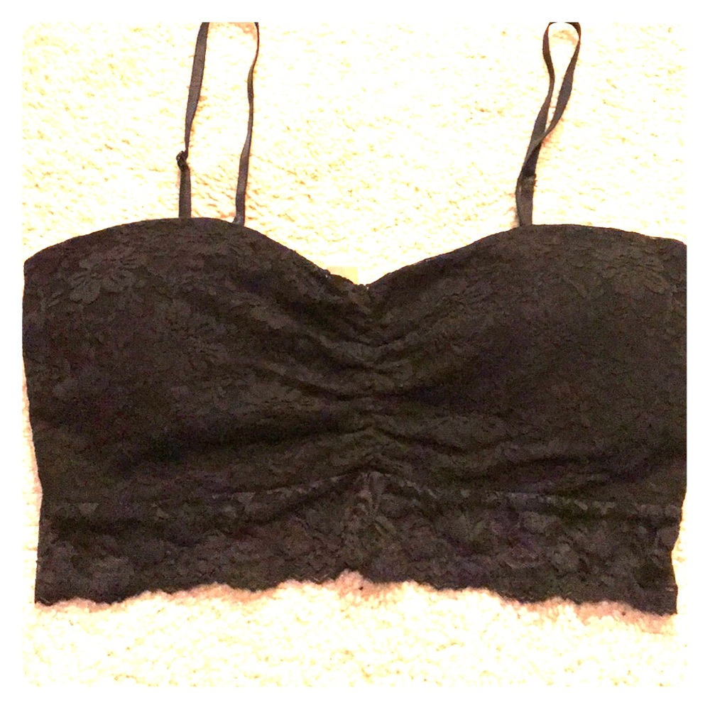 Lace crop/bandeau